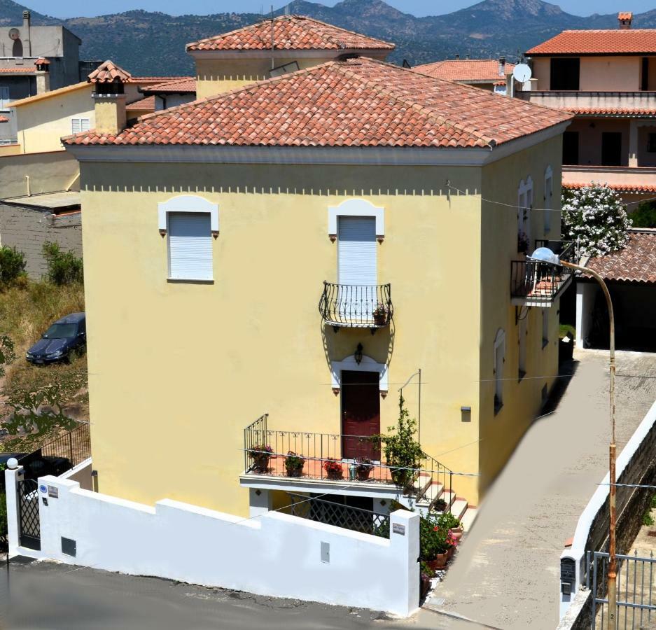 B&B Oliena Exterior foto